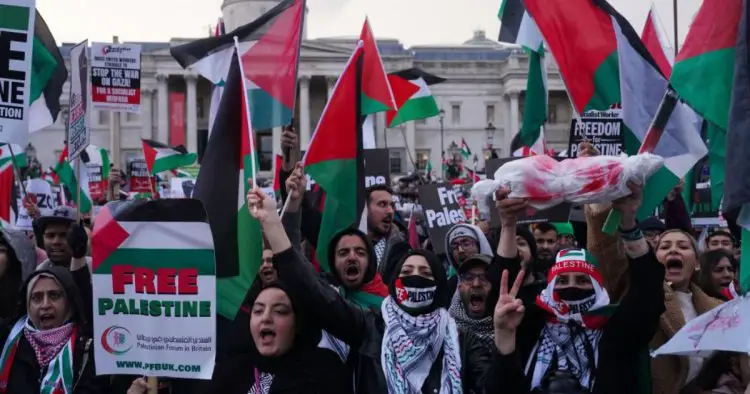 Suella Braverman accuses police of ‘double standards’ on London pro-Palestine march – latest news