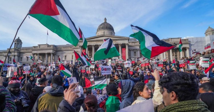 More than 500,000 to attend London’s pro-Palestine march calling for Gaza ceasefire – latest news