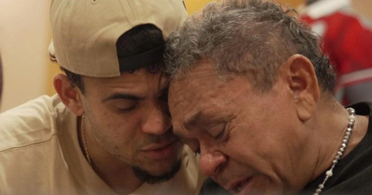 Liverpool winger Luis Diaz reunited with his father for the first time since kidnapping in Colombia