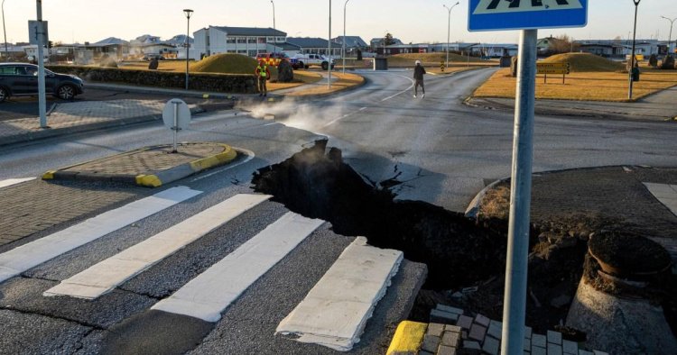 Iceland volcano – live: Eruption threat high as towns rocked by 80 earthquakes an hour