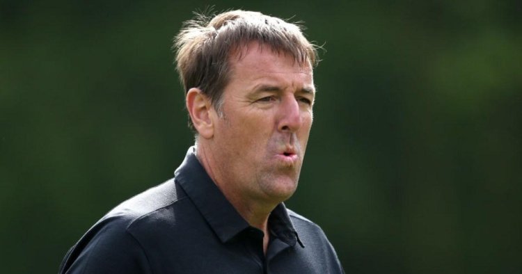 Matt Le Tissier hits out at David Beckham and his football ability after Bill Gates photo