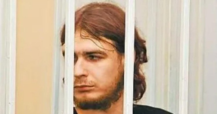 Satanic cannibal jailed for eating two children freed by Putin for fighting in war