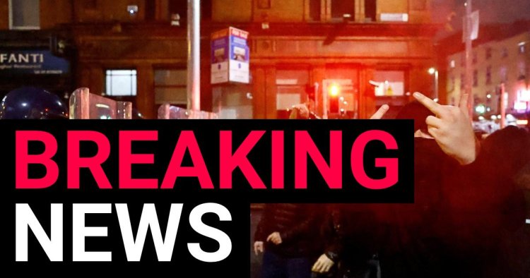 Dublin stabbing – live: Violent protests in Parnell Square after three children injured