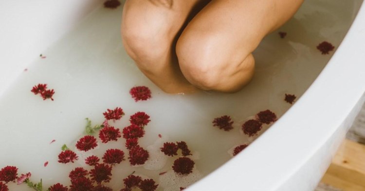Gynaecologist warns against ‘mulled wine bath’ seen on TikTok