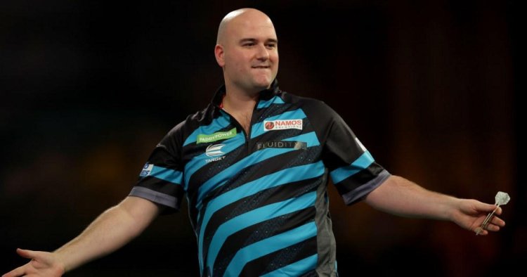 Rob Cross reacts to stunning comeback win over Chris Dobey at World Darts Championship