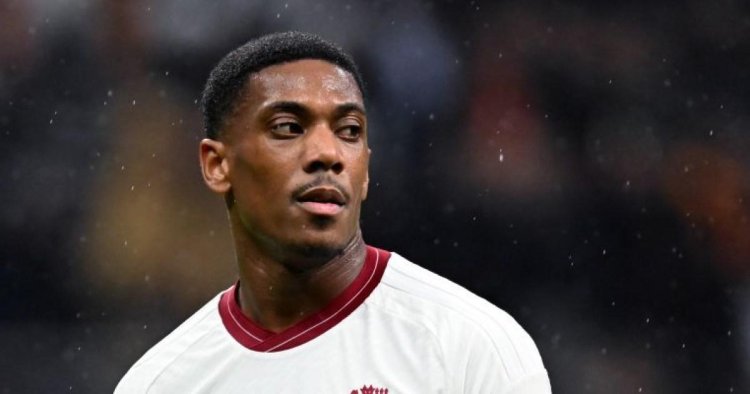 Anthony Martial’s agent responds to reports Man Utd star has been forced to train alone