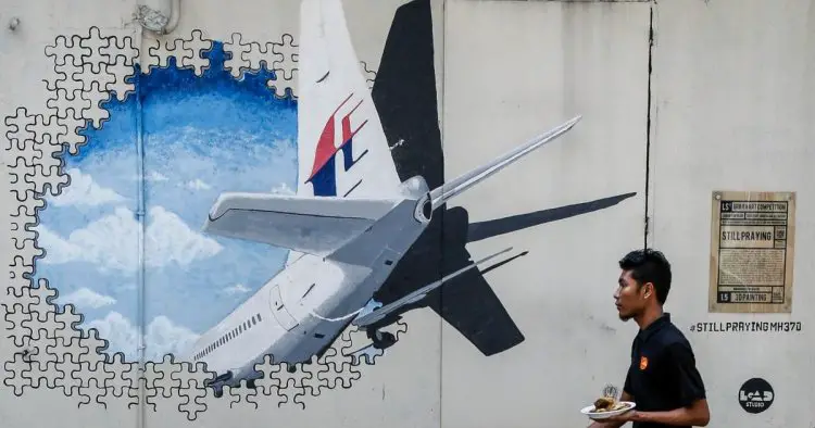 MH370 search breakthrough after sea expert says he has the gear to find it