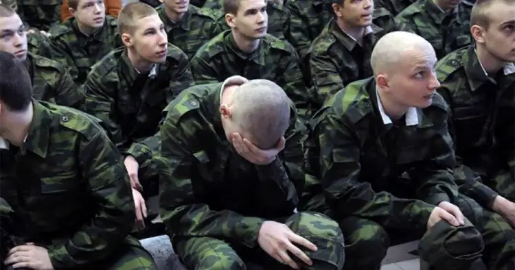 Putin calls up another 150,000 Russians for military service